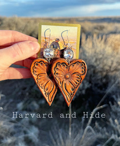 Heart of badlands earrings - crystal